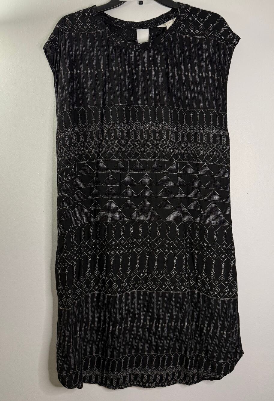 H&M Black White Tribal Geometric Shift Dress Viscose NWOT Size 14